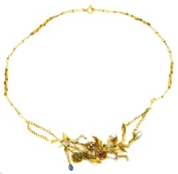 18kt yellow gold and pearl necklace