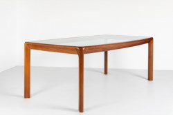 Tavolo modello De Nos